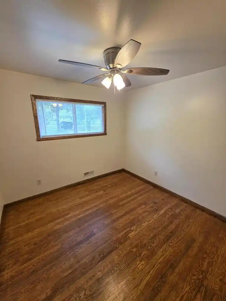 4th image of 5632 S Melinda Street Street, Milwaukee, WI 53221 | MLS# 1967382