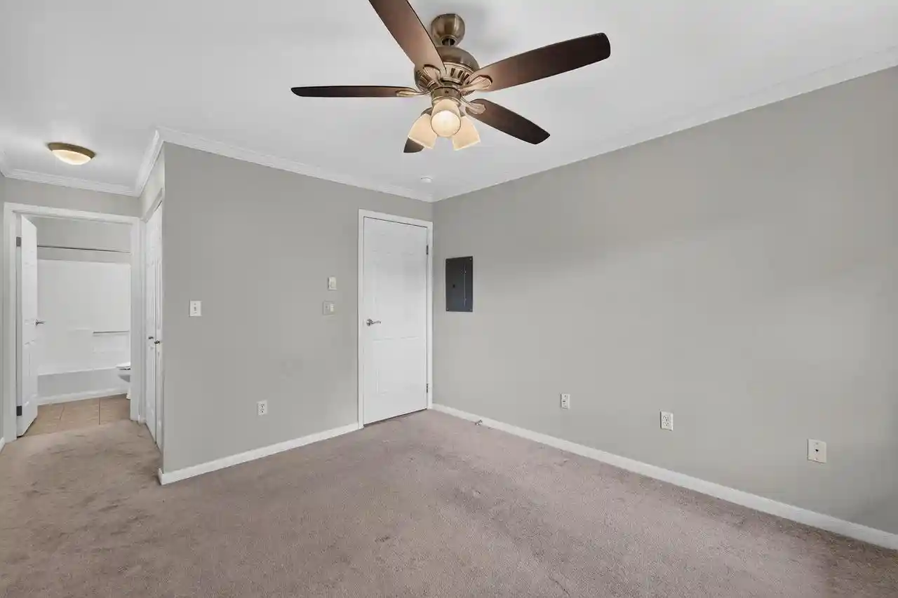 Photo 3 of Sale Pending at 1108 N Milwaukee Street Street #333, Milwaukee, WI 53202 | MLS# 1967396 | Listing updated on 2026-09-09