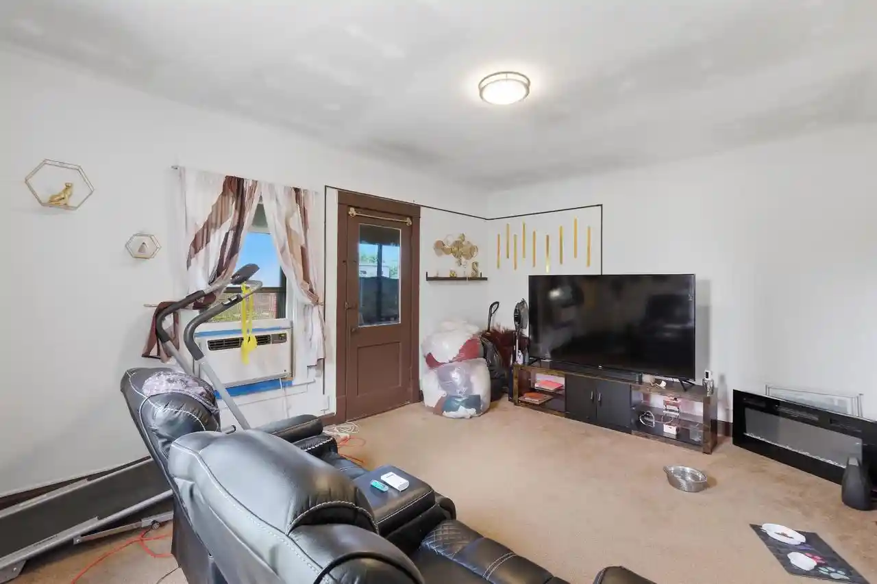 24th image of 2069 Winnebago Street Street, Madison, WI 53704 | MLS# 2025858