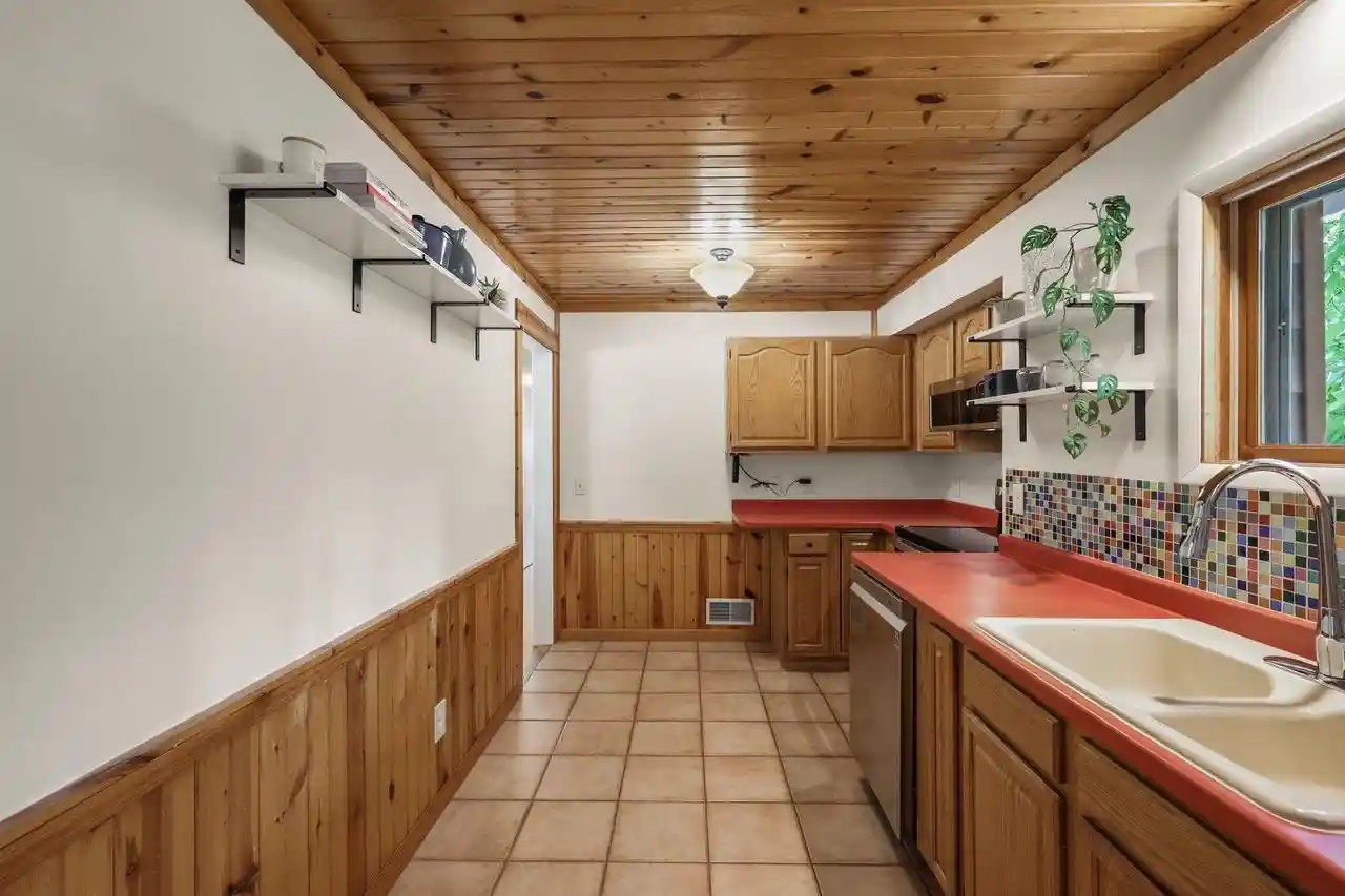 41st image of 3717 Zwerg Dr Dr, Madison, WI 53705 | MLS# 2025861