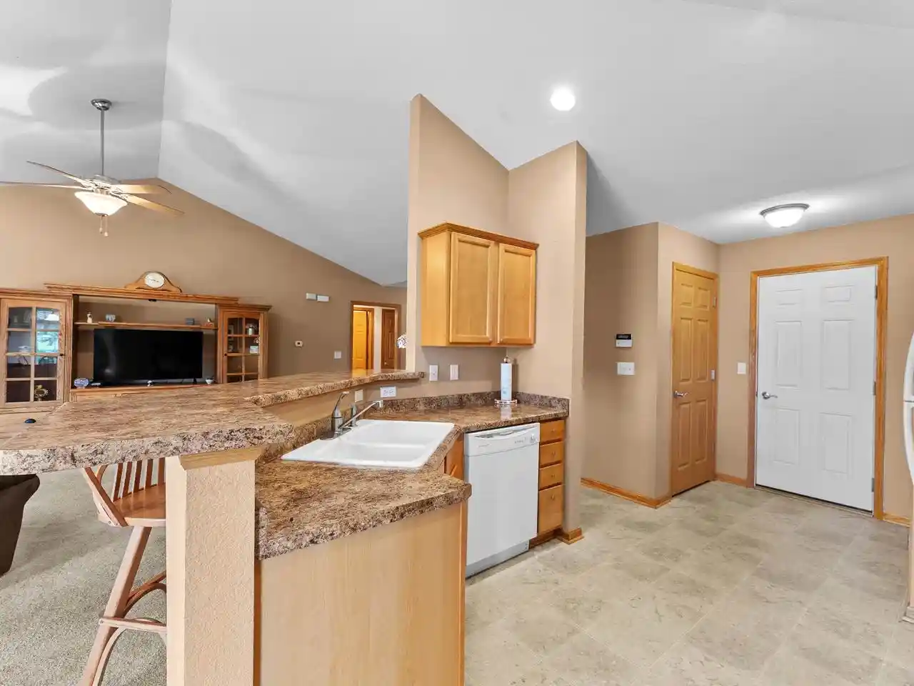 26th image of 108 Sarahs Way Way, Sheboygan Falls, WI 53085 | MLS# 2025860