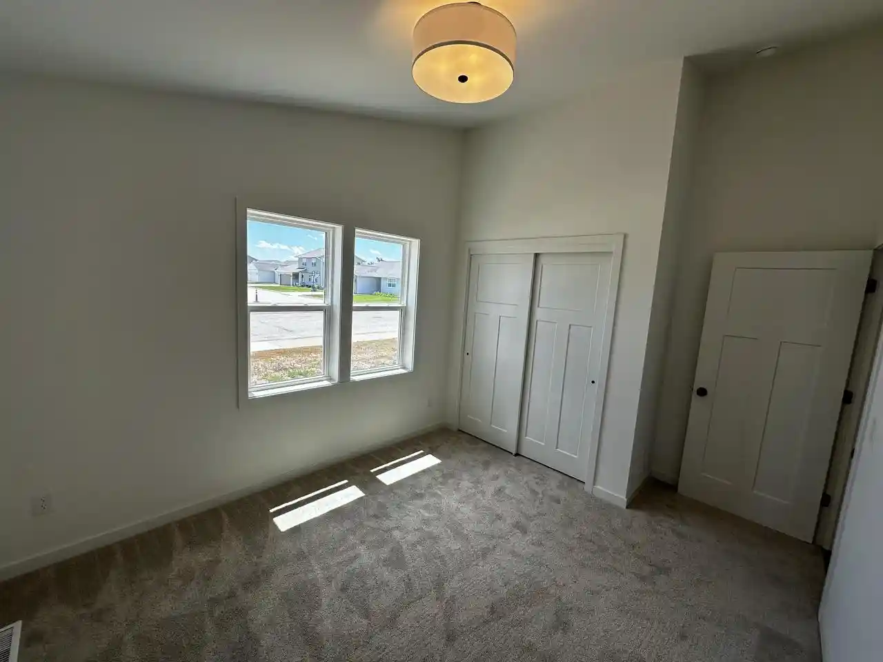 3rd image of 1066 Happy Lane Lane, Sheboygan Falls, WI 53085 | MLS# 1967410