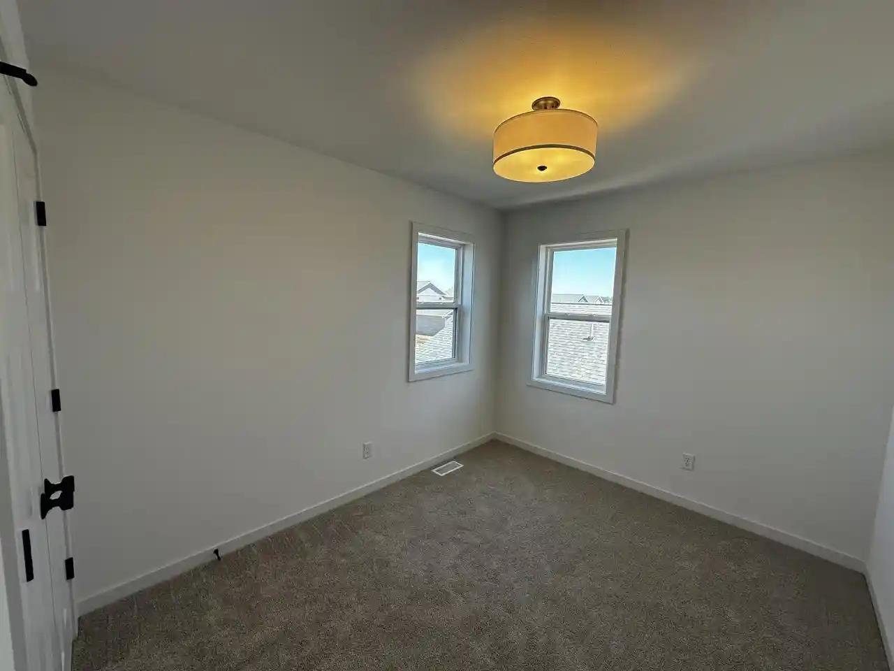 4th image of 1070 Happy Lane Lane, Sheboygan Falls, WI 53085 | MLS# 1967418