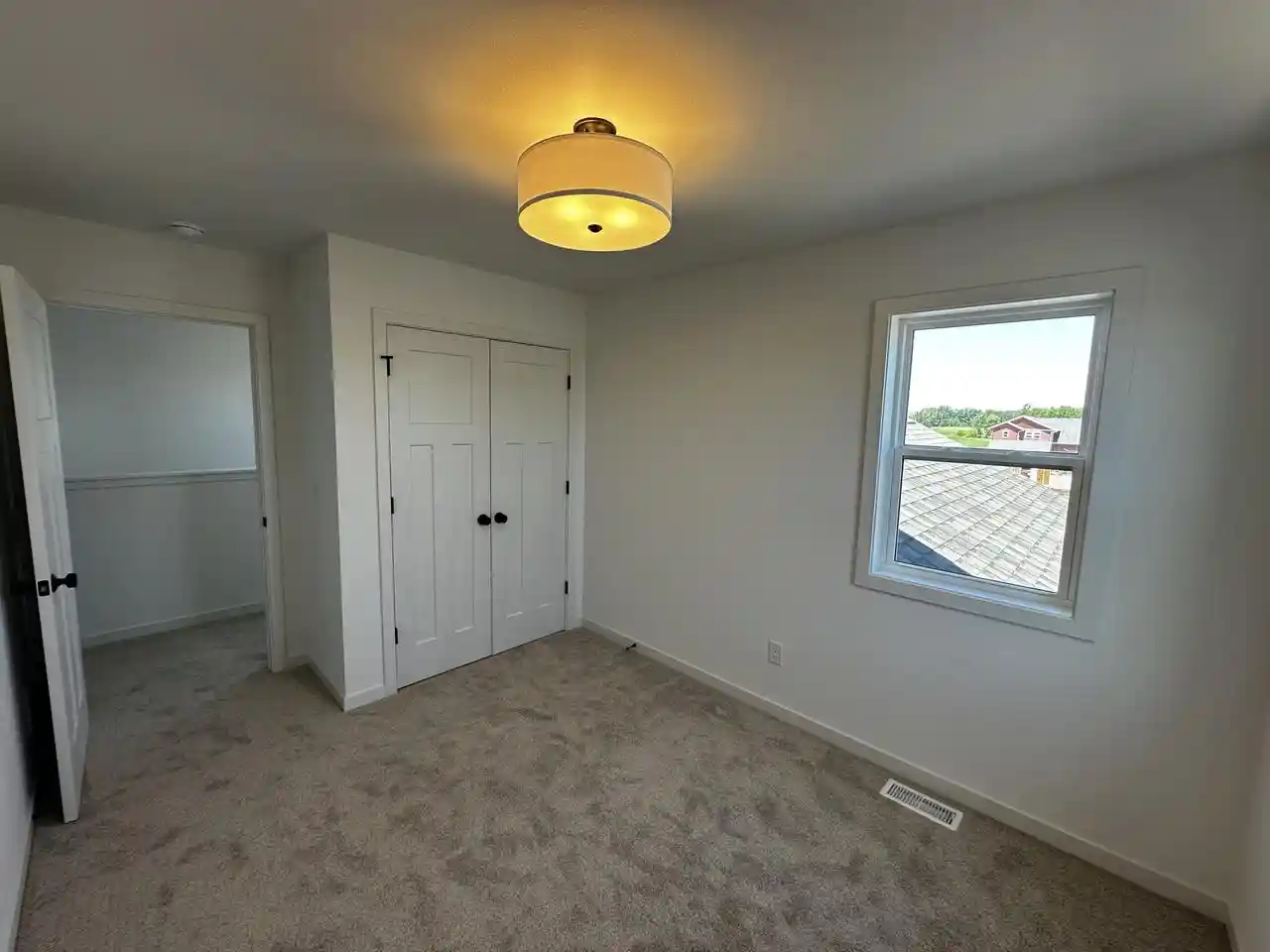5th image of 1070 Happy Lane Lane, Sheboygan Falls, WI 53085 | MLS# 1967418