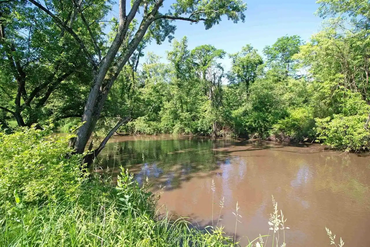 Homes for sale in Lone Rock, WI | 1028 Acres State Hwy 60, Lone Rock, WI 53556 | MLS# 2025874