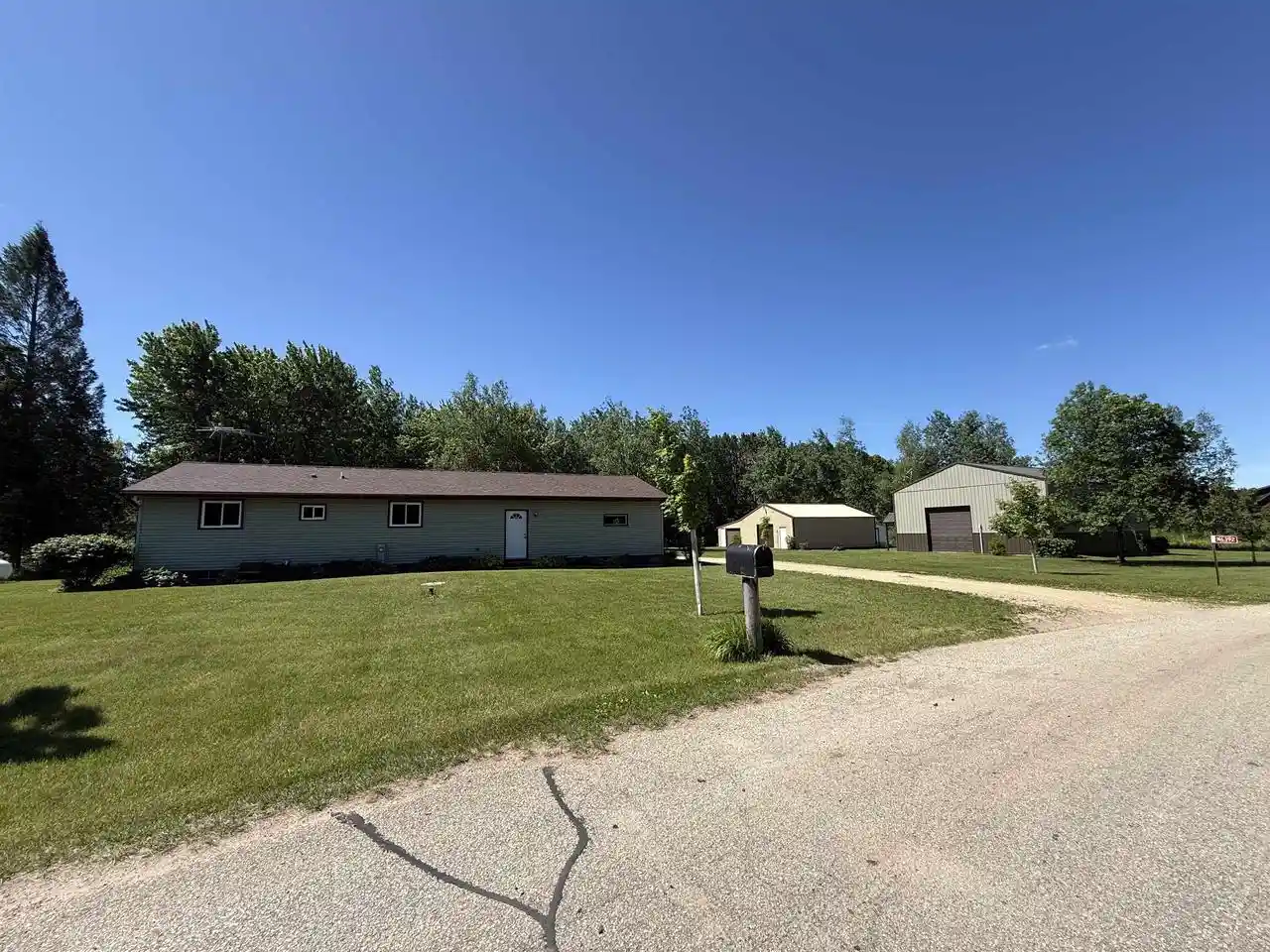 Homes for sale in Gresham, WI | N6392 Blueberry Road Road, Gresham, WI 54128 | MLS# 50327438