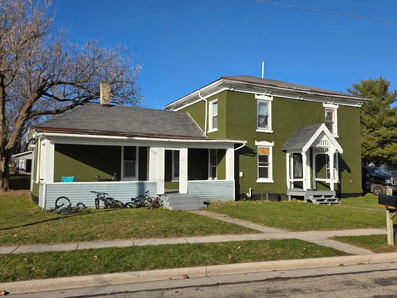 Homes for sale in Fox Lake, WI | 401 S College Avenue Avenue, Fox Lake, WI 53933 | MLS# 1967431