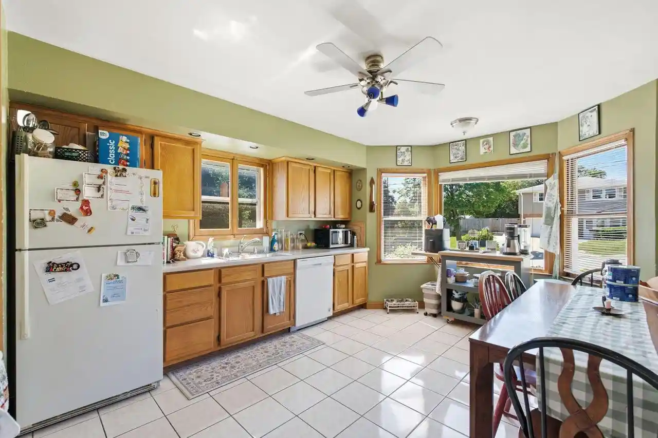 24th image of 2470 S 92nd Street Street #2472, Milwaukee, WI 53227 | MLS# 1967430