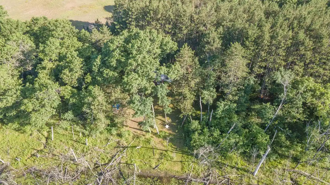 Photo 4 of Single family home for sale at N6958 N Lake Dr Dr, Wild Rose, WI 54984 | MLS# 50327442 | Listing updated on 2026-09-04