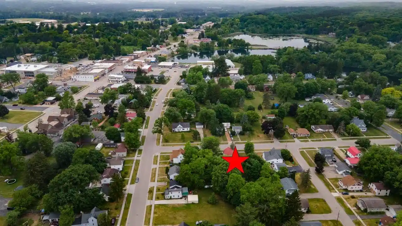 Photo 3 of Single family home for sale at 215 N Oxford Street Street, Wautoma, WI 54982 | MLS# 50327444 | Listing updated on 2026-09-17