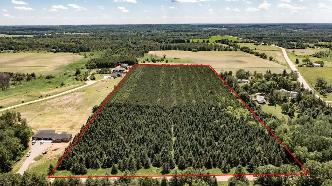 Homes for sale in New London, WI | Lyons Road Road, New London, WI 54961 | MLS# 50327448