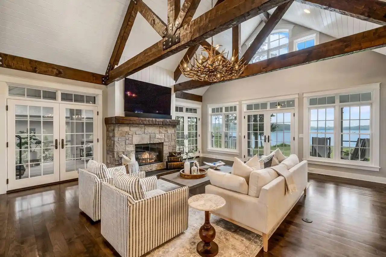 4th image of 3005 N Silver Cedar Road Road, Oconomowoc, WI 53066 | MLS# 1967449