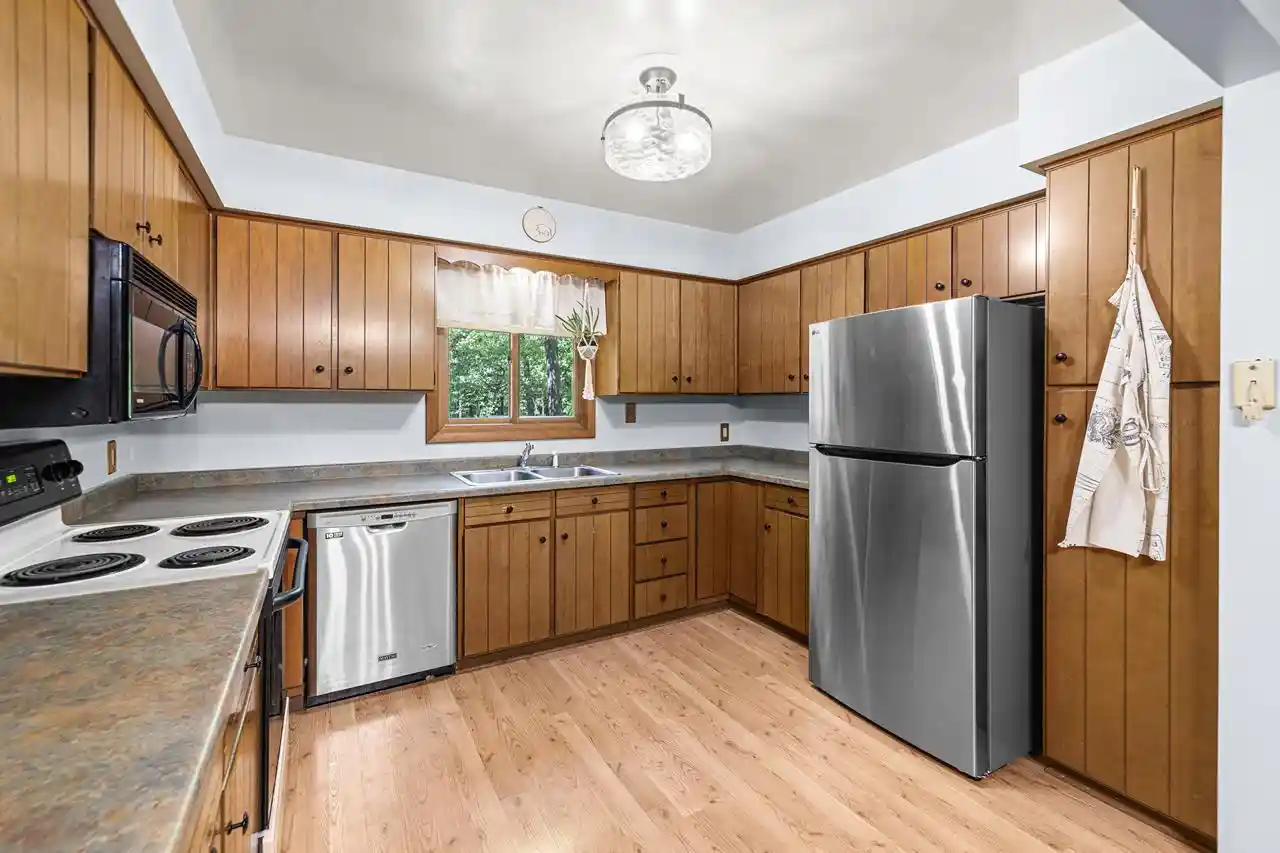 Homes for sale in Hazelhurst, WI | 6390 Bernie Lou Dr Dr, Hazelhurst, WI 54531 | MLS# 22602717