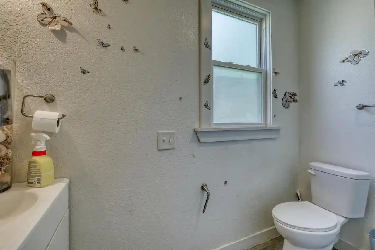 Listing Photo 4 - Condo for sale in building located at 5009 N 38th St St, Milwaukee, WI 53209 - Unit #5009A