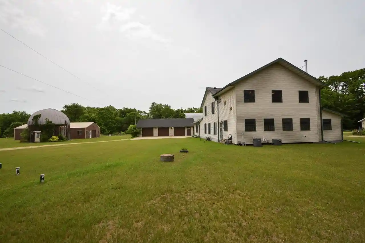 Homes for sale in Lone Rock, WI | 33305 Oak Street Street, Lone Rock, WI 53556 | MLS# 2025911