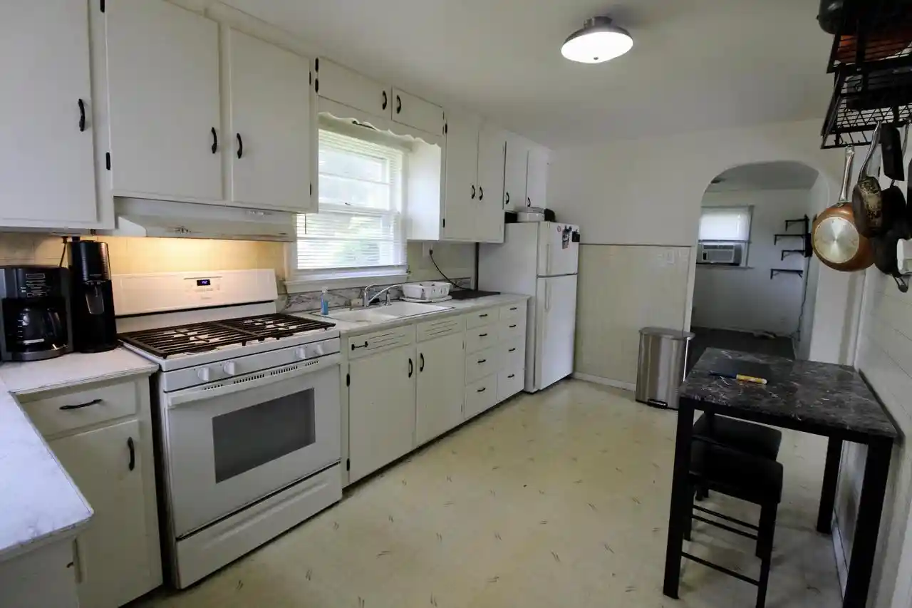 4th image of 1341 Pershing Avenue Avenue, Sheboygan, WI 53083 | MLS# 1967512