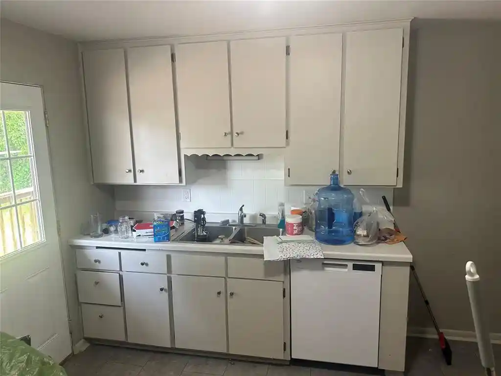 4th image of 1914 Hopkins Avenue Avenue #1-2, Eau Claire, WI 54701 | MLS# 1602268