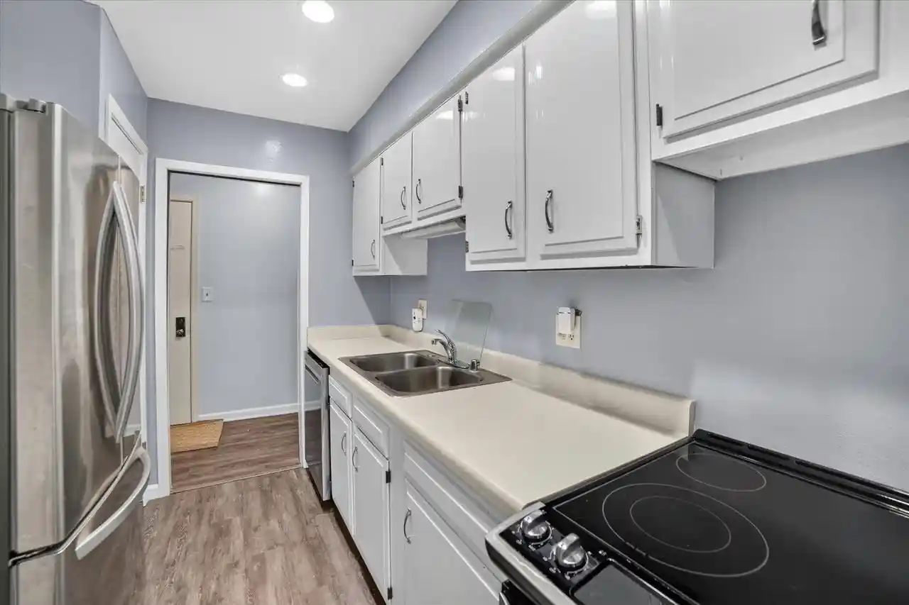 5th image of 12980 W Bluemound Road Road #105, Elm Grove, WI 53122 | MLS# 2025933