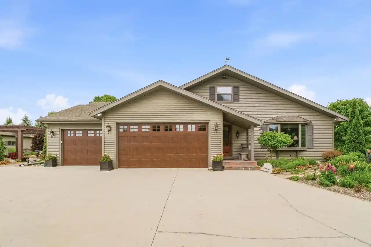Homes for sale in New Holstein, WI | 2798 N Honeymoon Hill Road Road, New Holstein, WI 53061 | MLS# 1967530