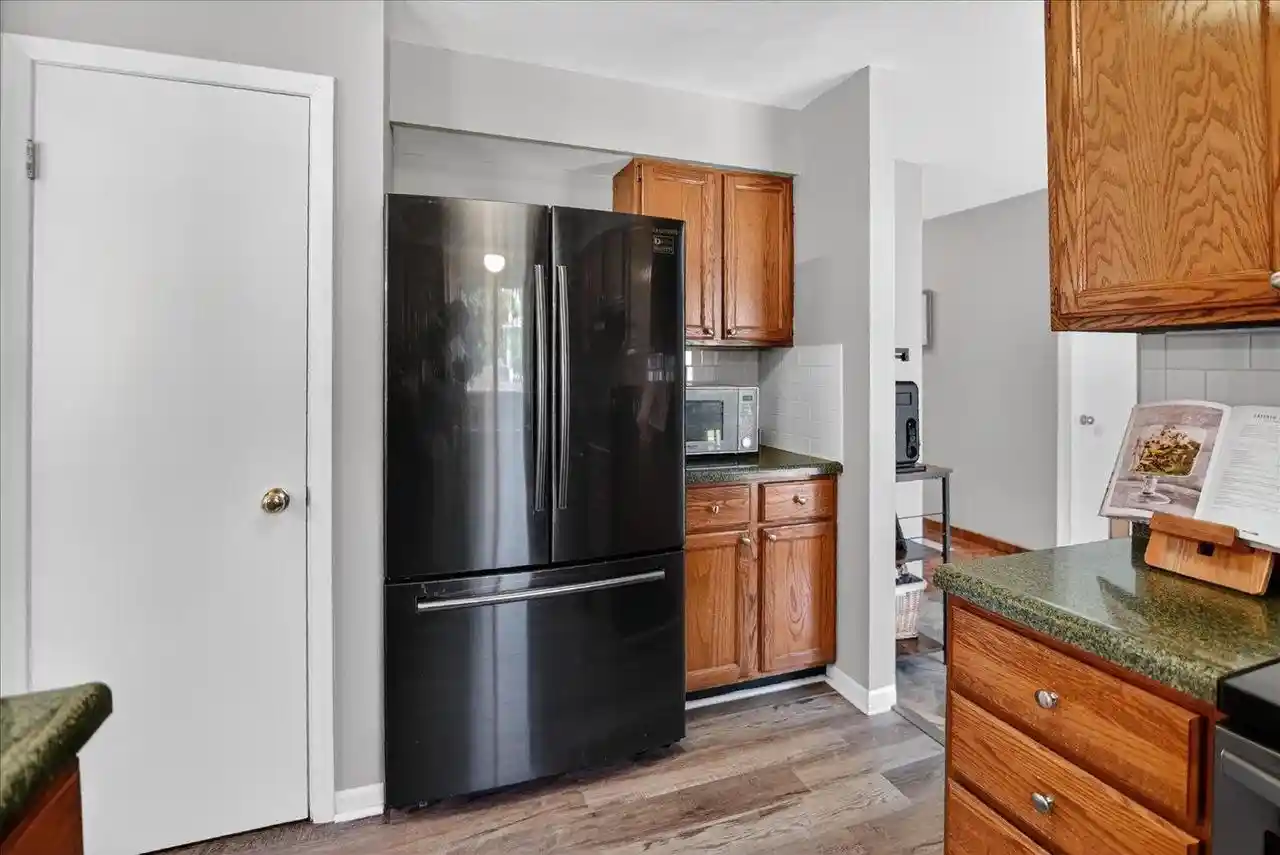 5th image of 5414 Brookshire Lane Lane, Madison, WI 53714 | MLS# 2025937