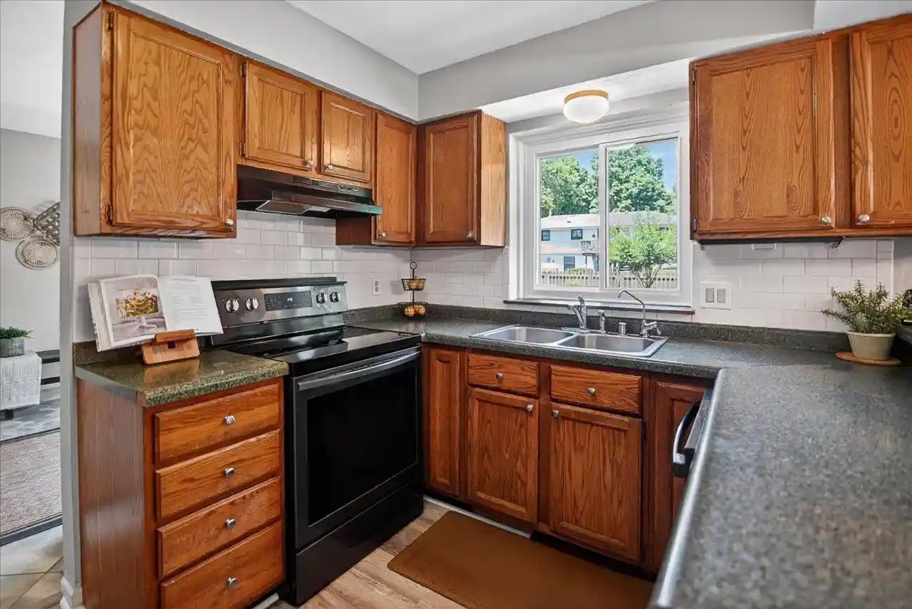 46th image of 5414 Brookshire Lane Lane, Madison, WI 53714 | MLS# 2025937