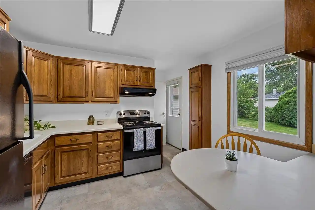 2nd image of 33 Belmont Road Road, Madison, WI 53714 | MLS# 2025942