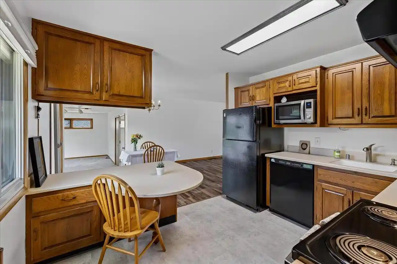 4th image of 33 Belmont Road Road, Madison, WI 53714 | MLS# 2025942