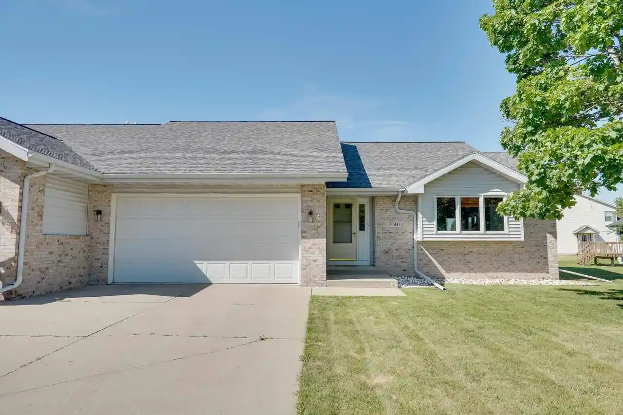 Photo 1 of Sale Pending at 3140 Rebel Dr Dr, Sun Prairie, WI 53590 | MLS# 2025950 | Listing updated on 2026-09-08