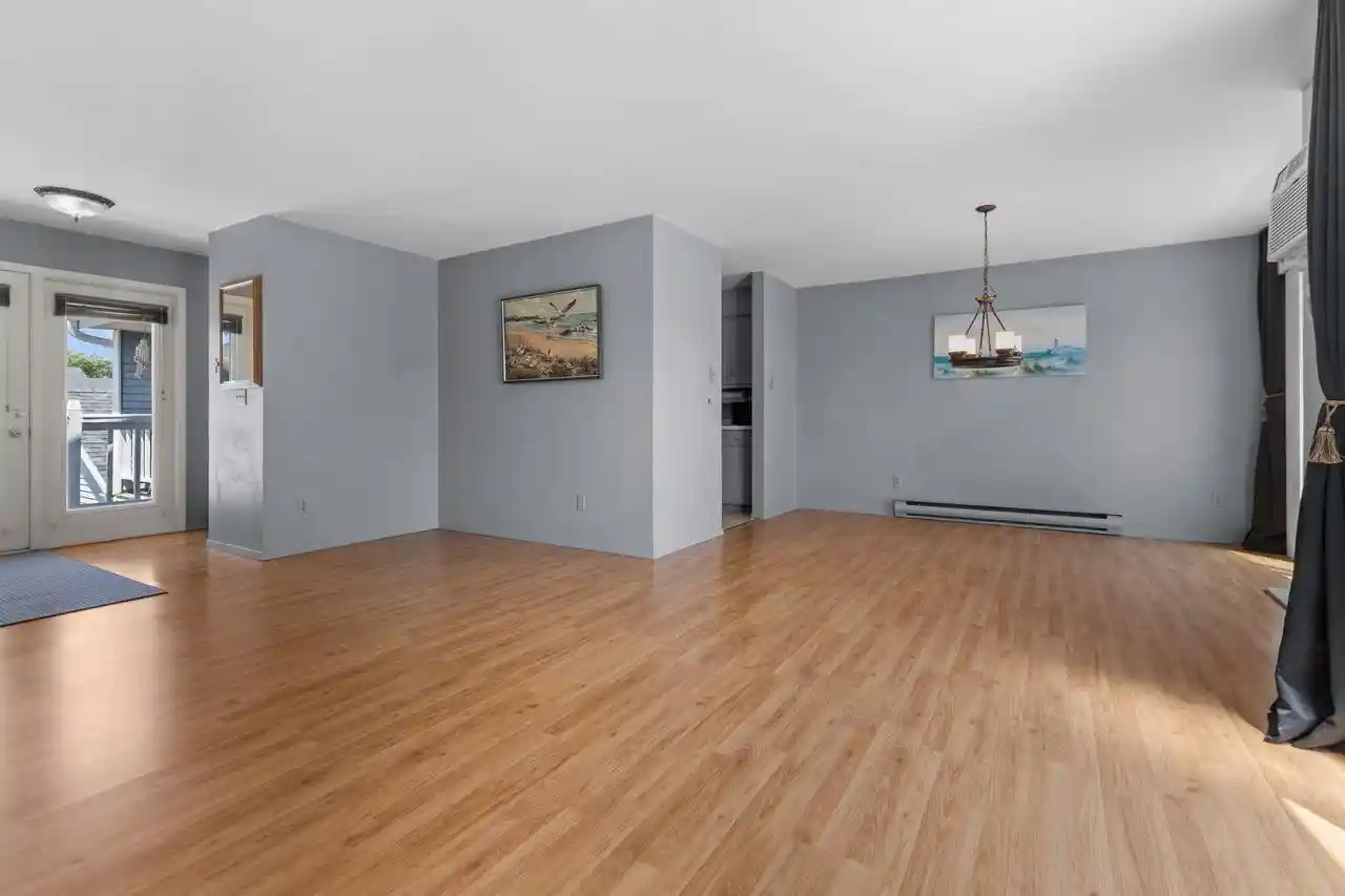 2nd image of 315 Harrison St St, Neenah, WI 54956