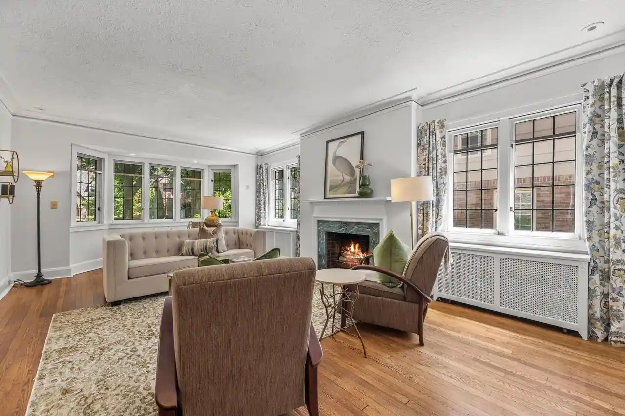 Homes for sale in Whitefish Bay, WI | 4637 N Murray Avenue Avenue, Whitefish Bay, WI 53211 | MLS# 1967562