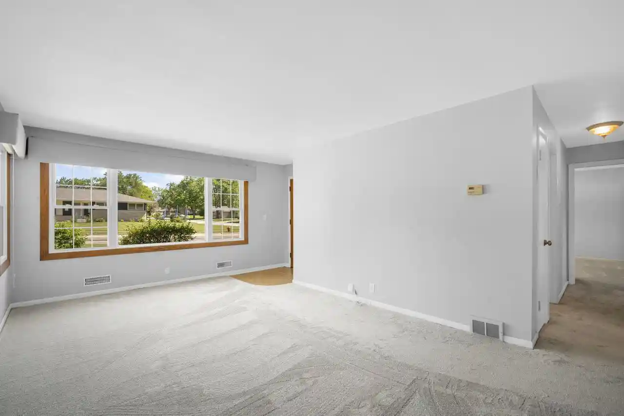2nd image of N86w17451 Joss Pl Pl, Menomonee Falls, WI 53051 | MLS# 1967574