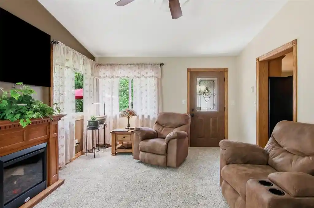 Homes for sale in Fall Creek, WI | E10725 Hwy 12, Fall Creek, WI 54742 | MLS# 1602297