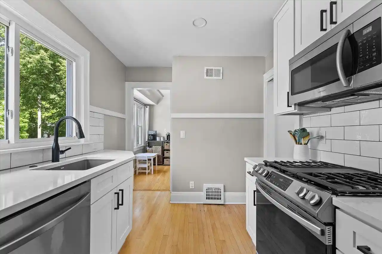 Homes for sale in Wauwatosa, WI | 6431 Vista Avenue Avenue, Wauwatosa, WI 53213 | MLS# 1967610