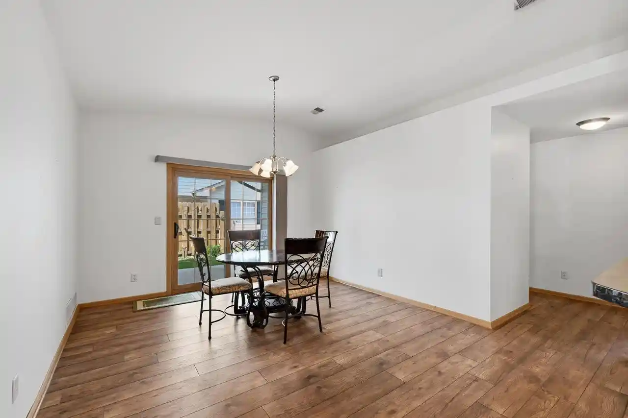 5th image of 2011 27Th Avenue Avenue, Kenosha, WI 53140 | MLS# 1967619
