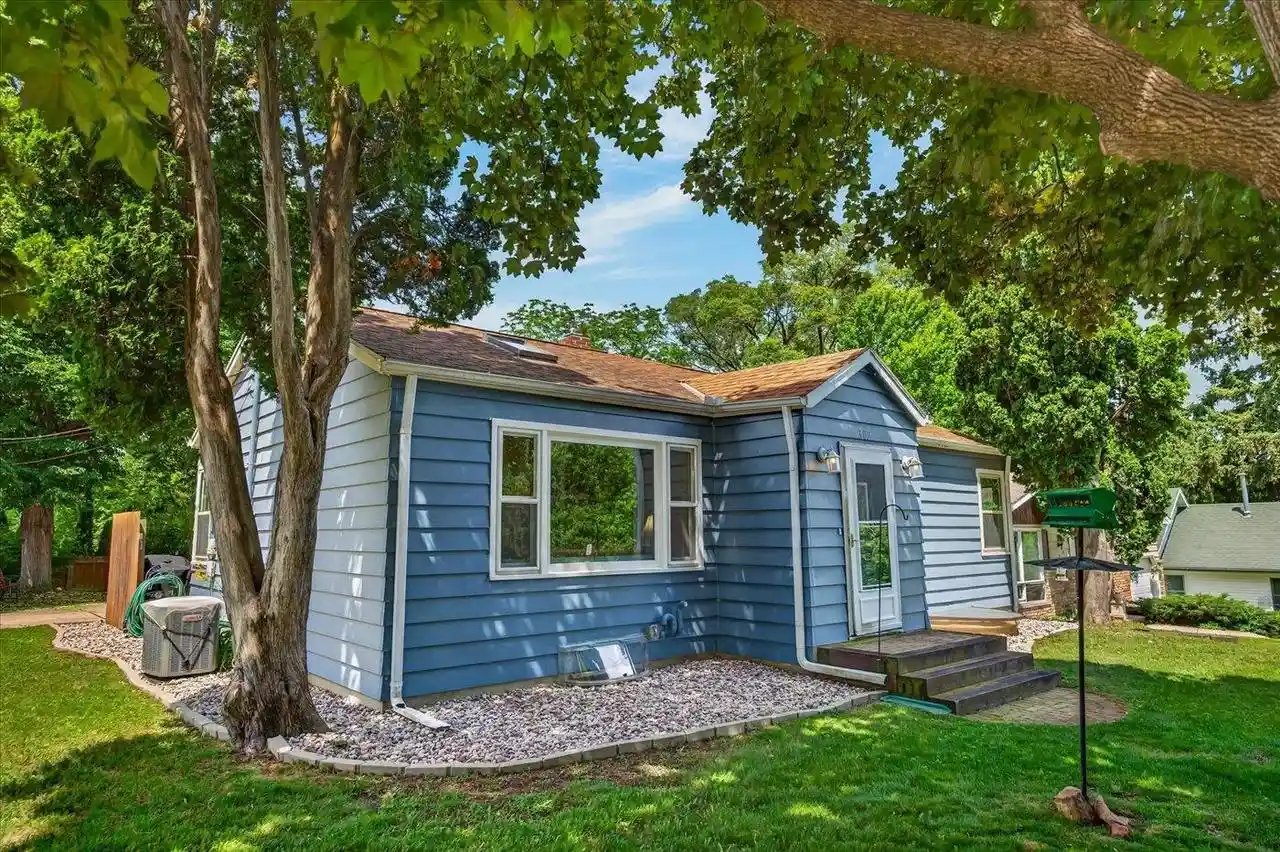 Photo 1 of Single family home for sale at 302 Glen Hwy, Madison, WI 53705 | MLS# 2026000 | Listing updated on 2026-08-25