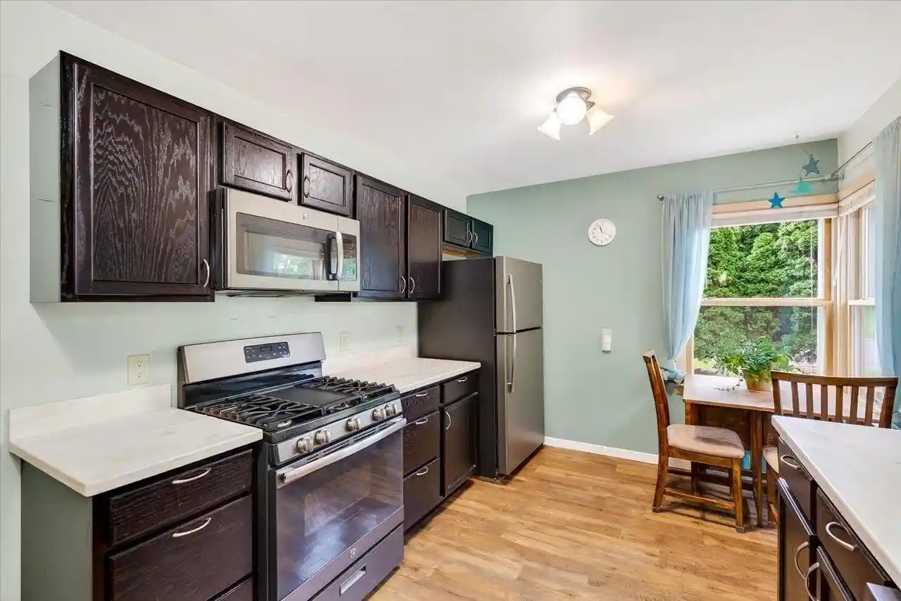Photo 4 of Single family home for sale at 302 Glen Hwy, Madison, WI 53705 | MLS# 2026000 | Listing updated on 2026-08-25