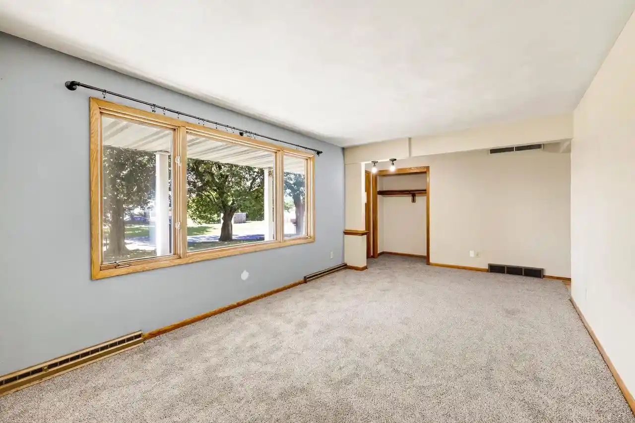 61st image of 2418 Harvard Dr Dr, Janesville, WI 53548 | MLS# 2026001