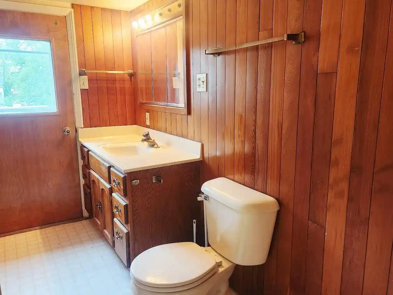 2nd image of 118 W Arndt Street Street, Fond Du Lac, WI 54935 | MLS# 50327529