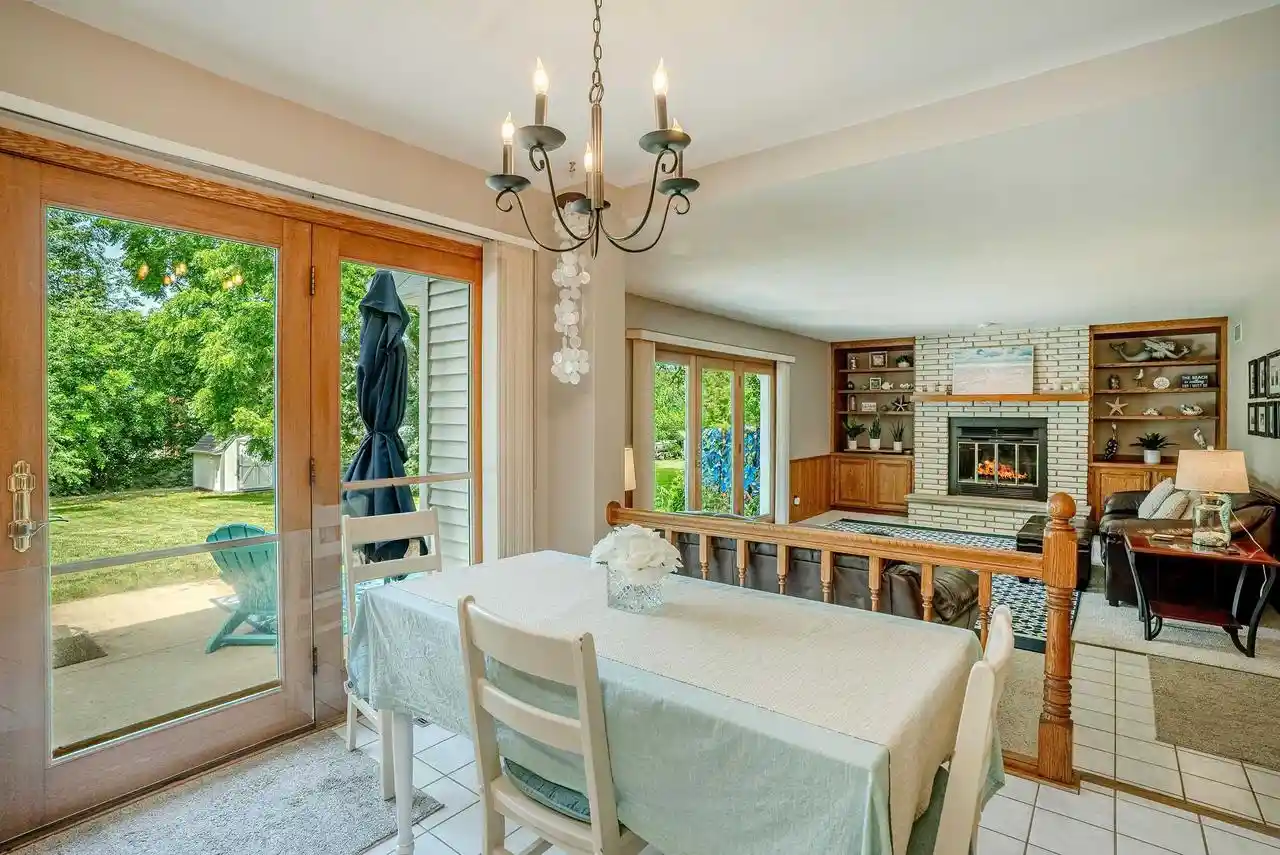 1st image of 10 Lamplighter Way Way, Madison, WI 53714 | MLS# 2026010