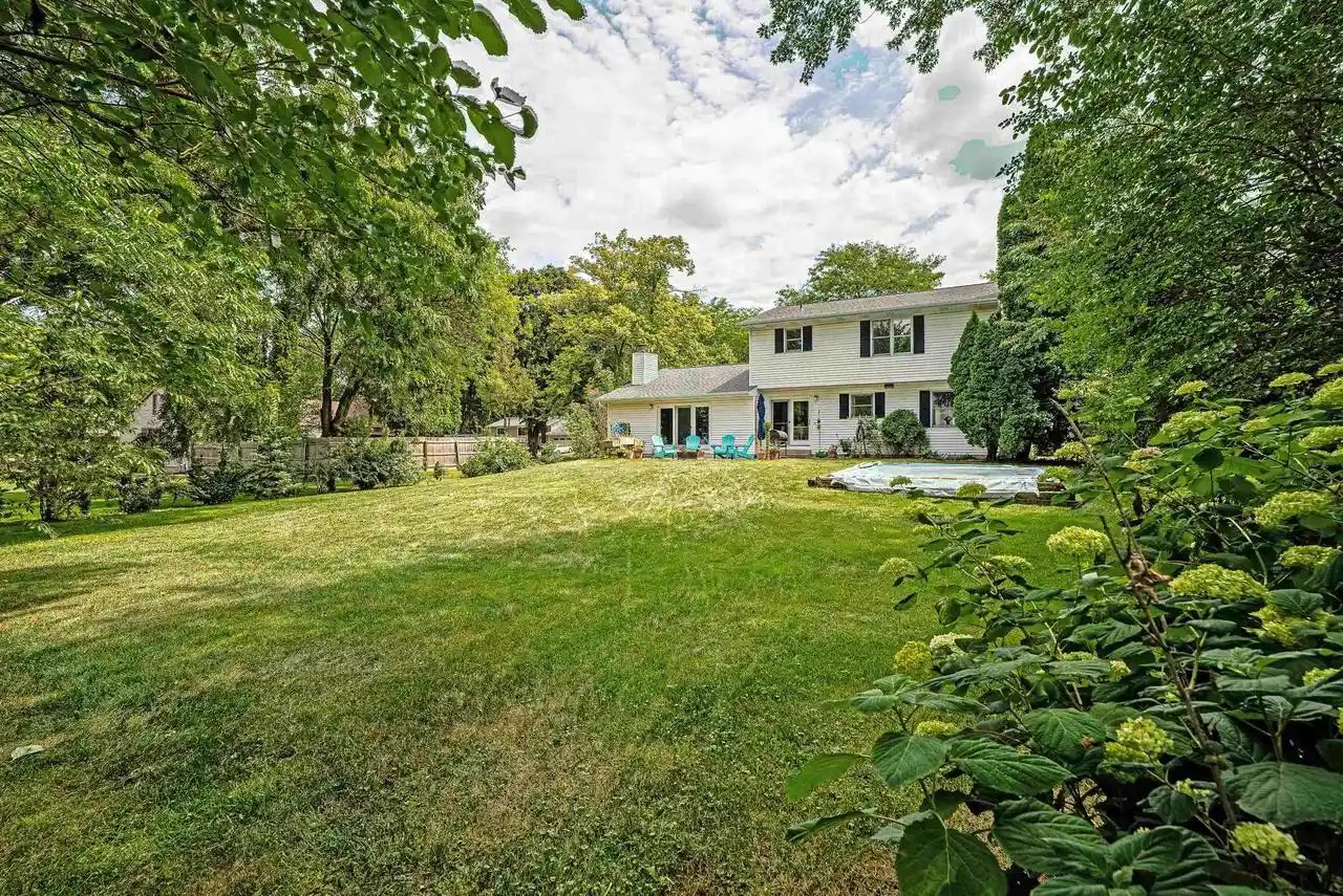 4th image of 10 Lamplighter Way Way, Madison, WI 53714 | MLS# 2026010