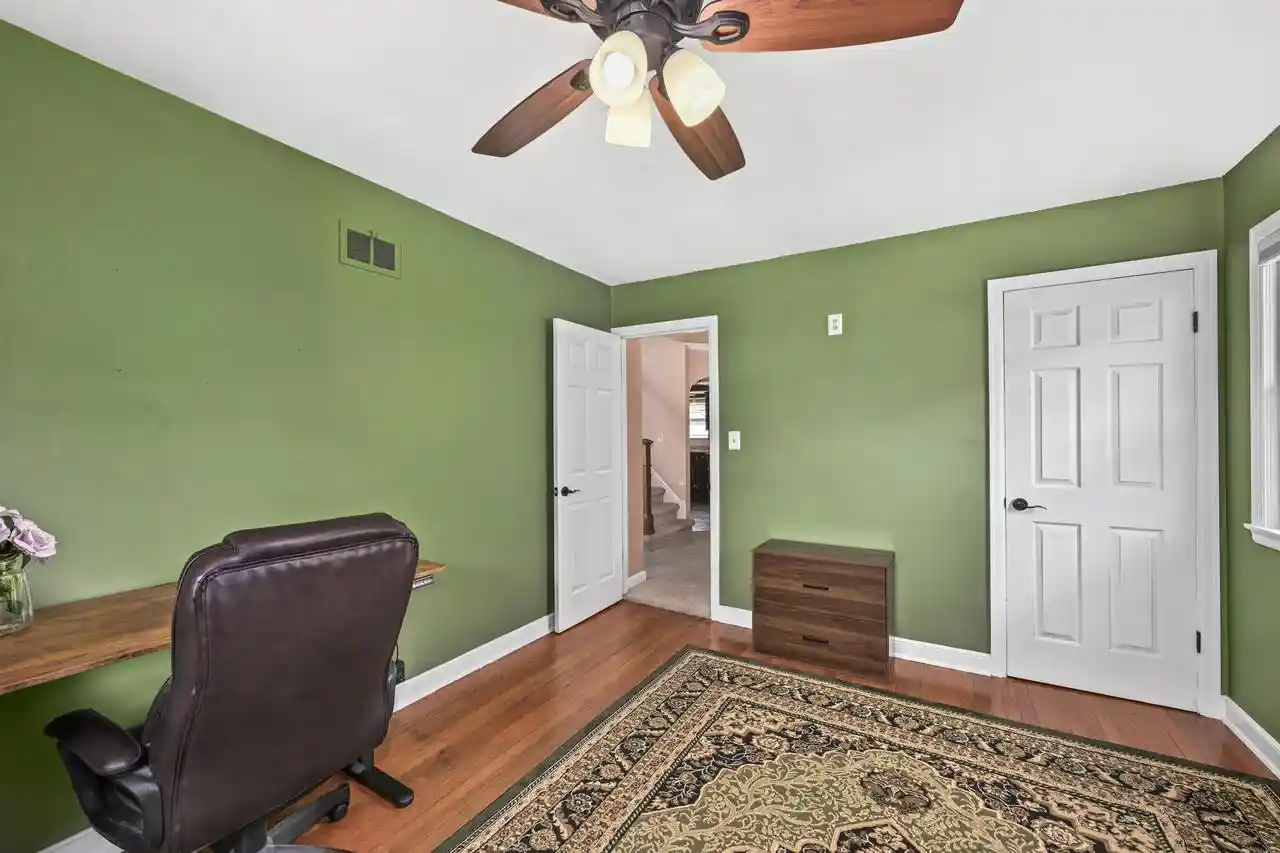 Homes for sale in South Milwaukee, WI | 1629 Minnesota Avenue Avenue, South Milwaukee, WI 53172 | MLS# 1967689