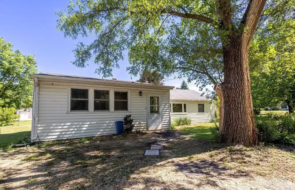 Homes for sale in Beloit, WI | 2160 S Afton Road Road, Beloit, WI 53511 | MLS# 2026032