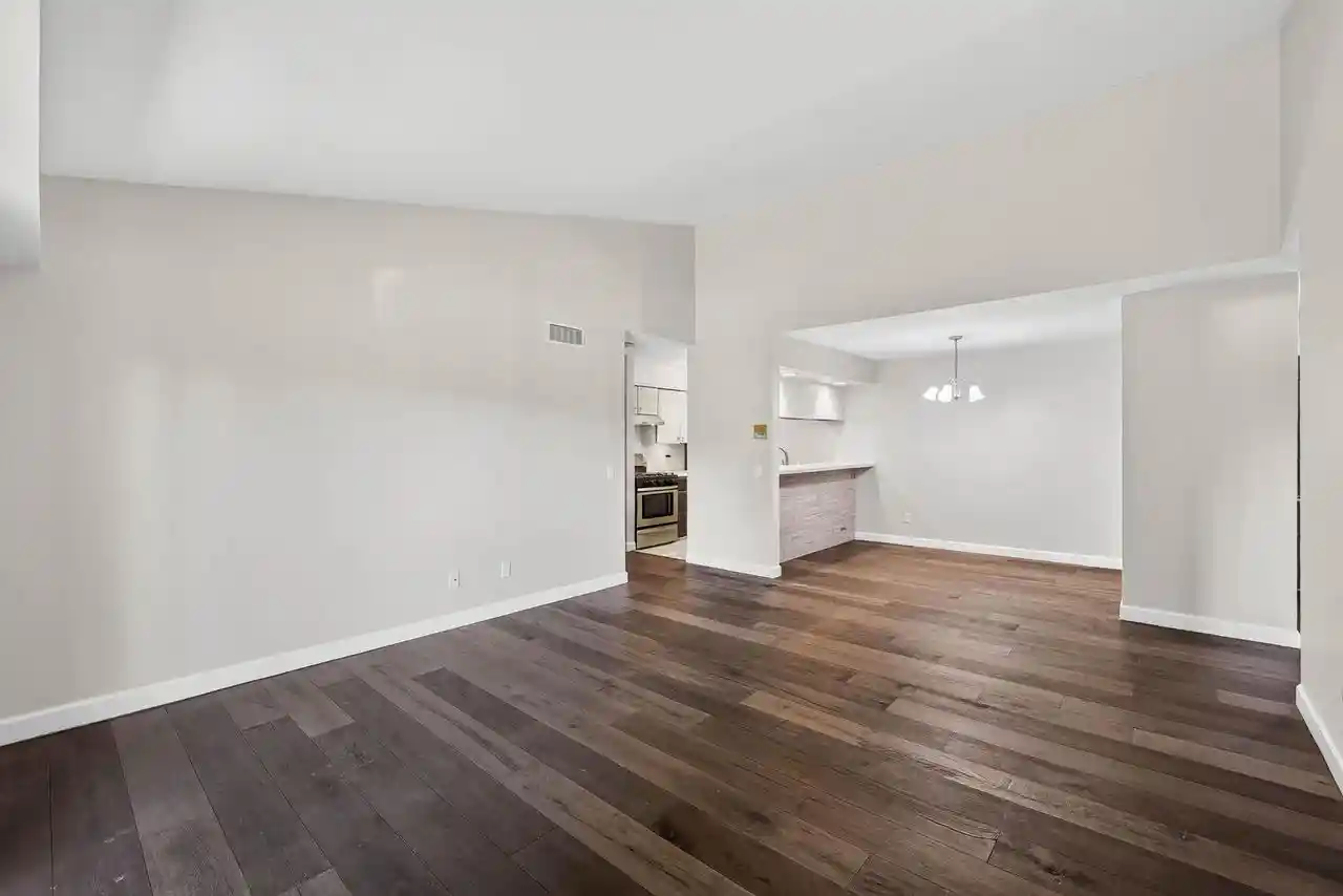Listing Photo 4 - Condo for sale in building located at 1034 S Sunnyvale Ln Ln, Madison, WI 53713 - Unit #G