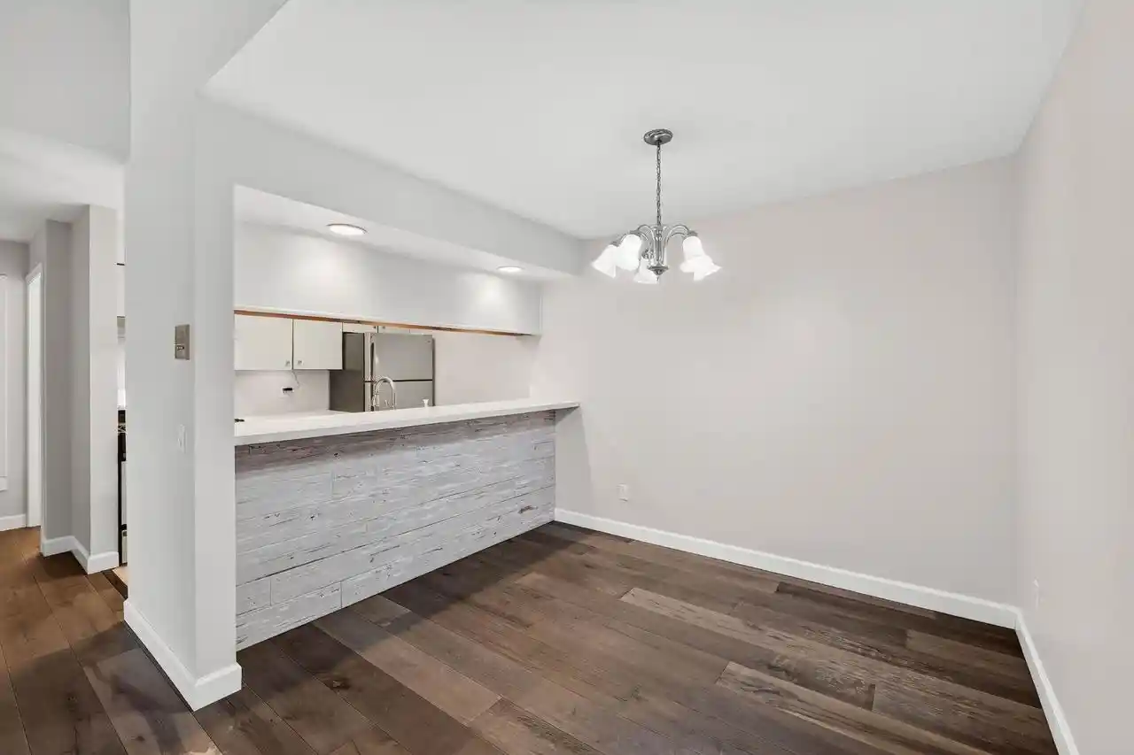 Listing Photo 5 - Condo for sale in building located at 1034 S Sunnyvale Ln Ln, Madison, WI 53713 - Unit #G