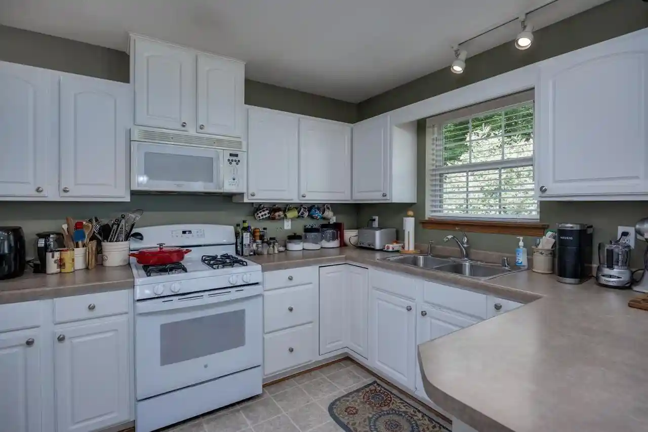 Homes for sale in Johnson Creek, WI | 113 Mark Dr Dr, Johnson Creek, WI 53038 | MLS# 2026046