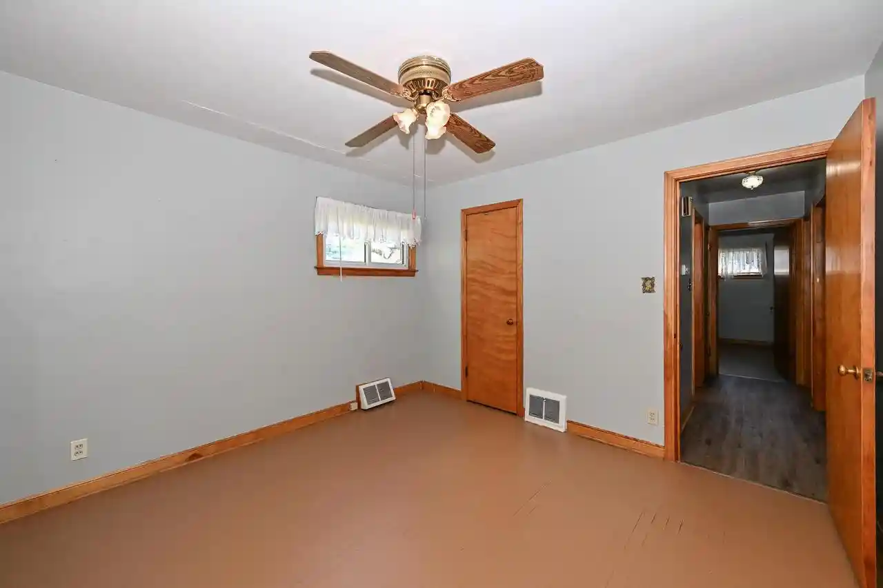 Photo 4 of Single family home for sale at 4164 S 4Th Street Street, Milwaukee, WI 53207 | MLS# 1967737 | Listing updated on 2026-09-16
