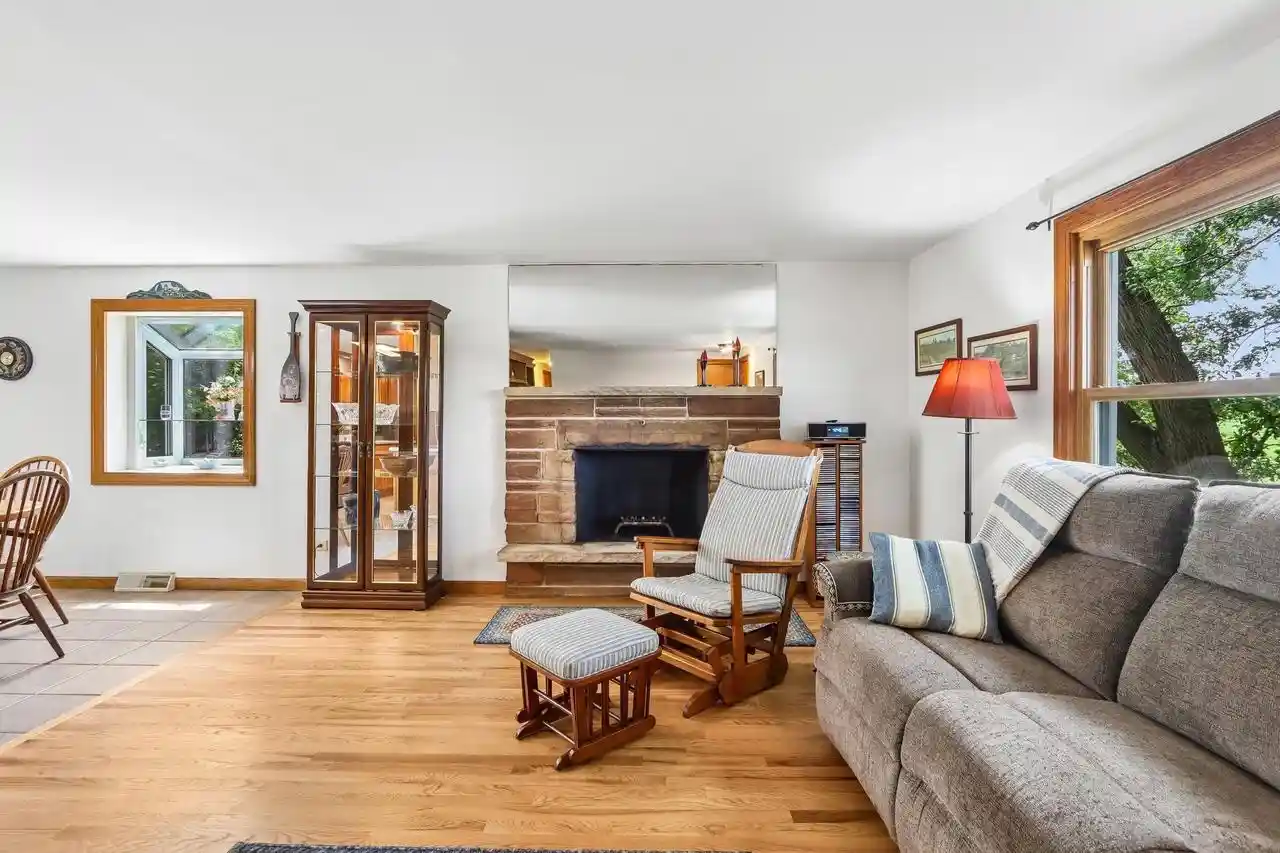 3rd image of 2232 Tower Dr Dr, Stoughton, WI 53589 | MLS# 2026061