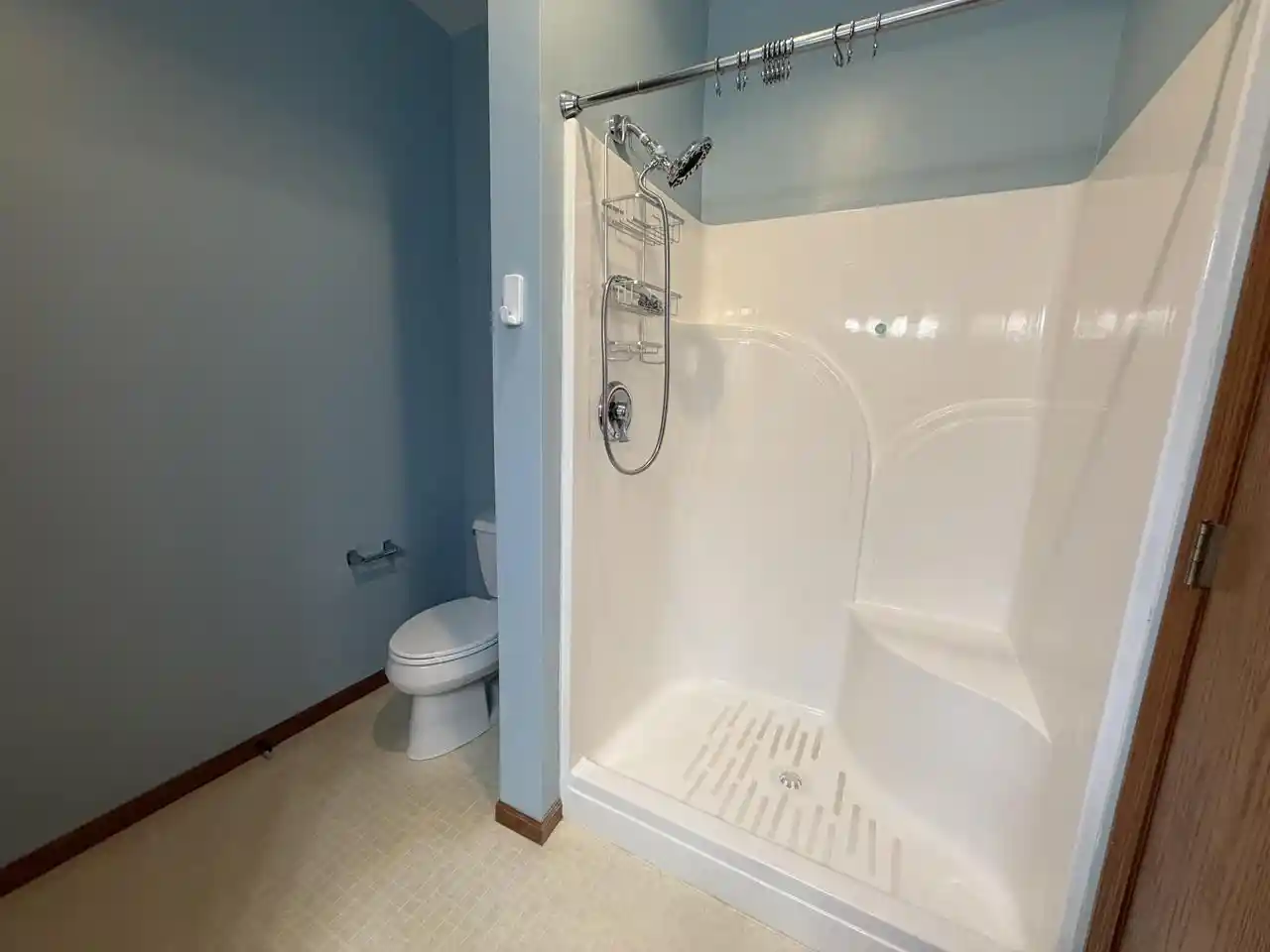 4th image of 3903 Heather Valley Road Road #208, Sheboygan, WI 53083 | MLS# 1967754