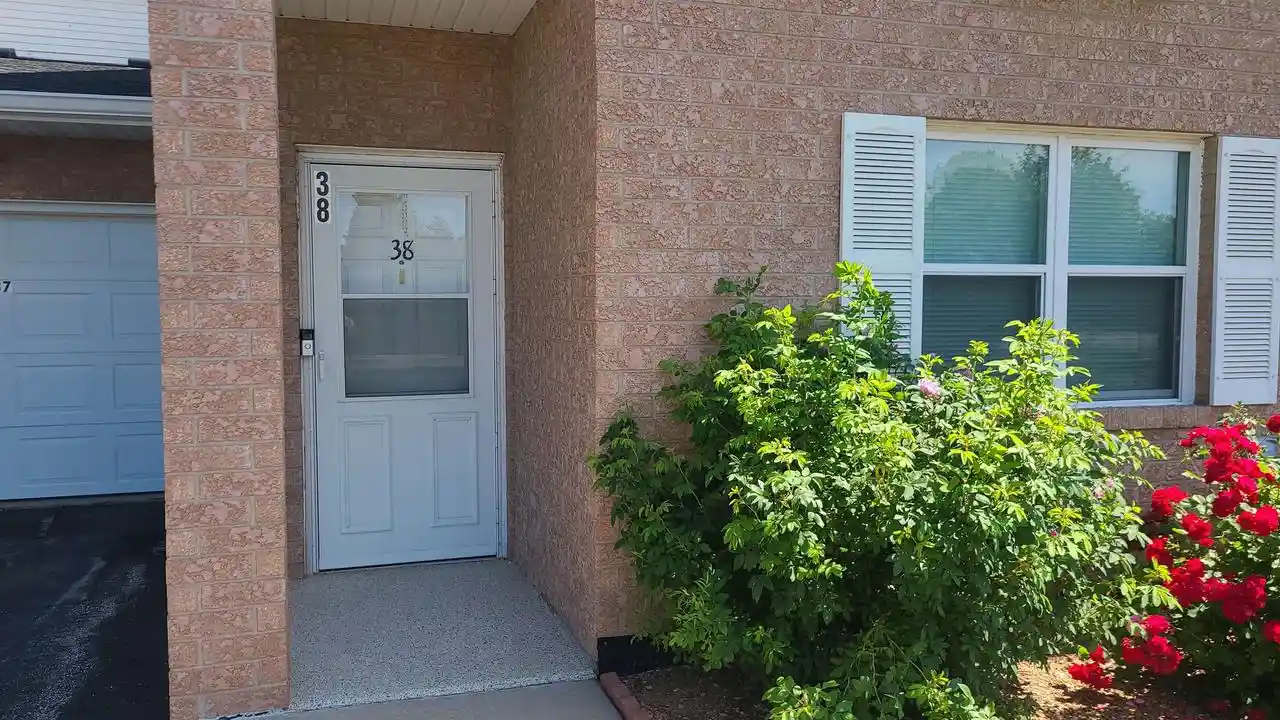 1st image of 1807 Ridgeway Dr Dr #38, De Pere, WI 54115 | MLS# 50327572