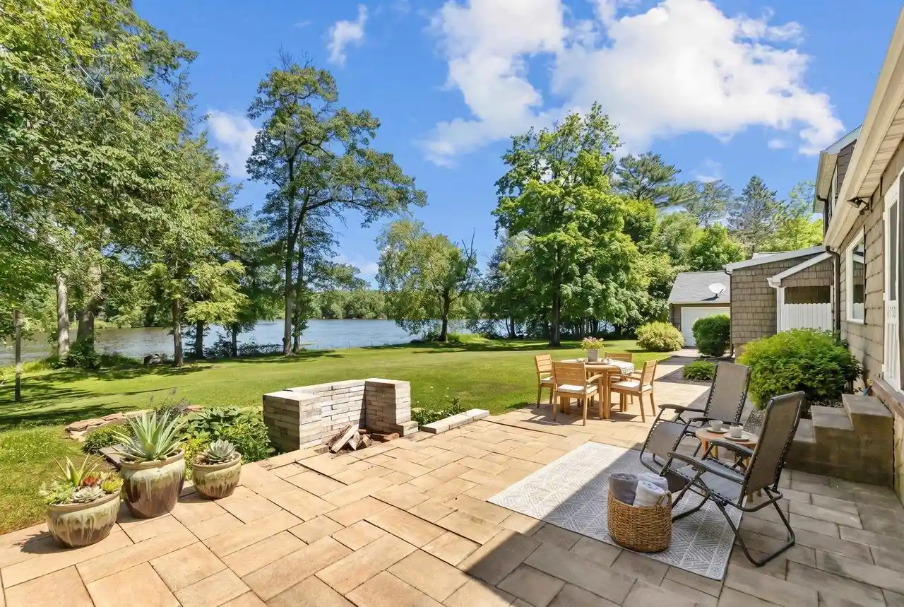 1st image of 130 Shore Acres Dr Dr, Wisconsin Rapids, WI 54494 | MLS# 22602762